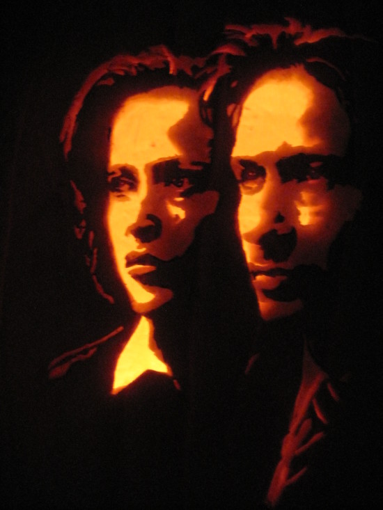 Mulder and Scully Pumpkin
